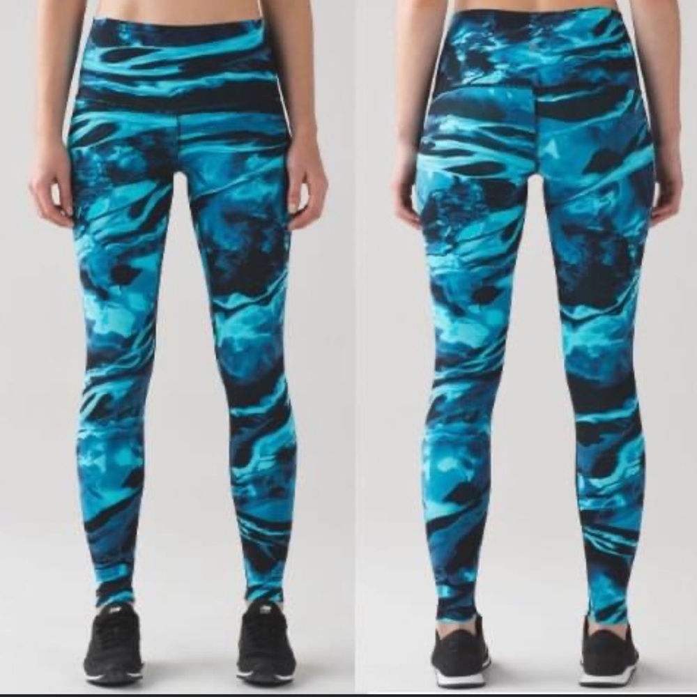 Lululemon high rise WunderUnder Nulux pants. Euc.